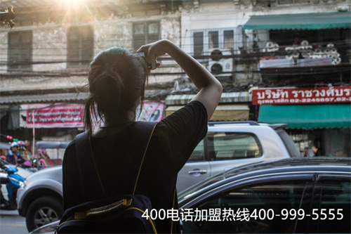 (400電話申請(qǐng)收費(fèi)標(biāo)準(zhǔn))(申請(qǐng)一個(gè)400電話需要多少錢)